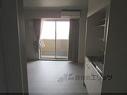 バックス大津雄琴レイクヒルズ 202 2階ワンルームのリビング/ダイニング