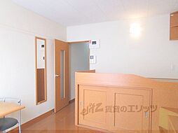 レオパレスおうみ 1階1Kのリビング/ダイニング