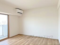 マンション彦根駅西 404 4階1Kのリビング/ダイニング