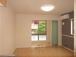 JR湖西線 大津京駅 徒歩13分の賃貸アパート 2階1LDKのリビング/ダイニング