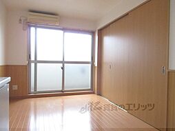 ブエナビスタ大津ウエスト 地下1階1LDKのリビング/ダイニング