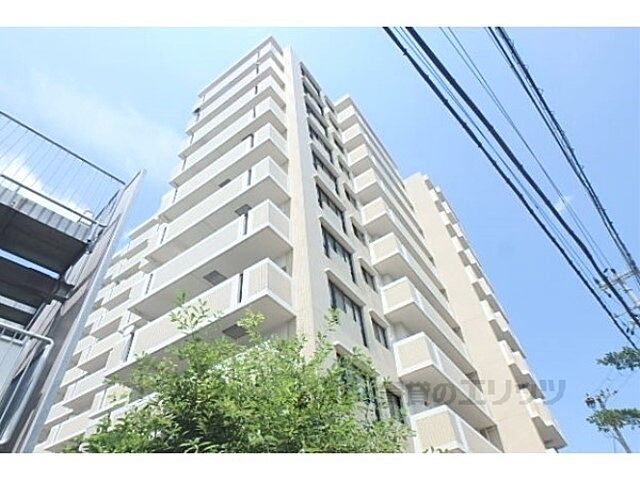 2 / 17