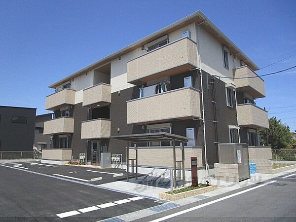 Ｔｈｅ　Ｂｏｎｄｓ　北中小路 302｜滋賀県栗東市北中小路(賃貸アパート1LDK・3階・41.86㎡)の写真 その1