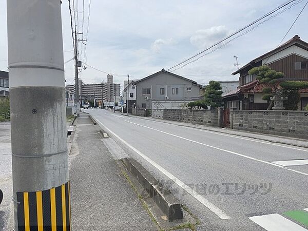 画像13:前面道路