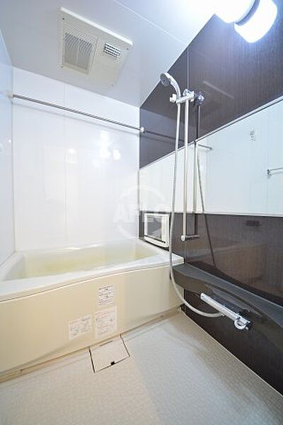 画像7:GALLERY谷町（ギャラリー谷町）　浴室換気乾燥暖房機付バスルーム