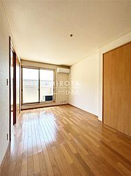 ベェルヴェルII 2階2LDKのリビング/ダイニング