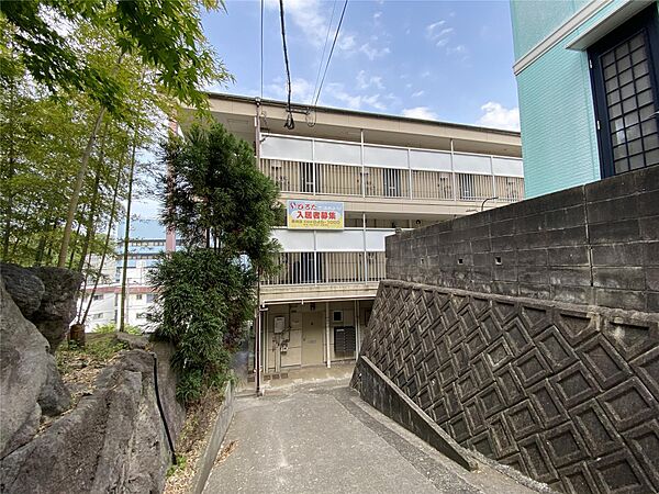 テラフィオーレ ｜福岡県北九州市八幡西区岸の浦2丁目(賃貸アパート1R・2階・20.12㎡)の写真 その3