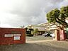 周辺：穴生小学校(465m)