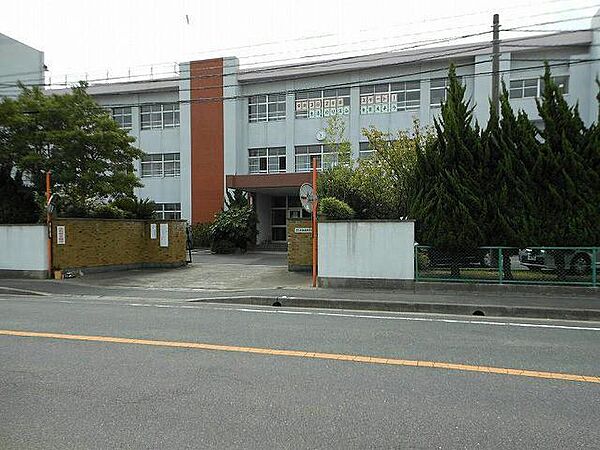 画像16:水巻町立水巻南中学校(1、180m)