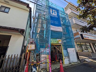 外観：9/14撮影 建物が建設され、おおよその形がわかるようになってきました。