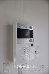 来客社の確認出来るモニタ付きインターホン完備。