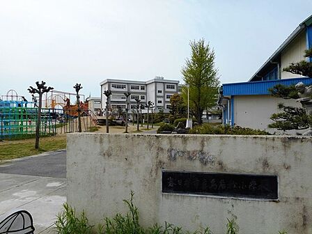 鳥居松小学校 1100m