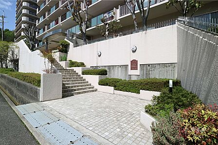 エントランスアプローチ