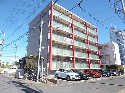 外観：5階建てマンションです