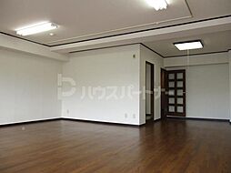 JR東北本線 土呂駅 徒歩5分の賃貸マンション 2階1LDKのリビング/ダイニング