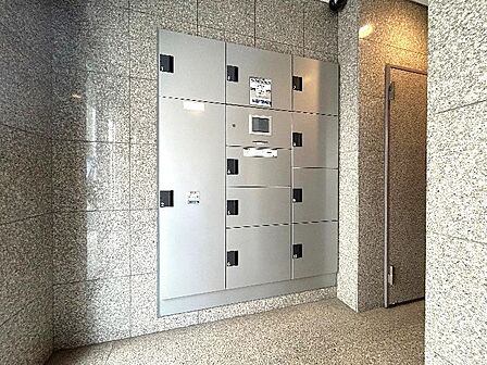不在時のお荷物の受取に便利な宅配ボックス