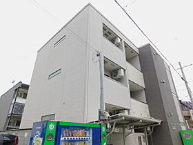 フジパレスＭＯＲＥＣＲＥＳＴ　III 203 ｜ 大阪府吹田市清和園町（賃貸アパート1K・2階・30.76㎡） その1