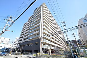 プラウド江坂　ガーデンコート 7 ｜ 大阪府吹田市江の木町（賃貸マンション3LDK・7階・76.53㎡） その1