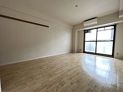 ソレイユ吹田 702 7階1Kのリビング/ダイニング