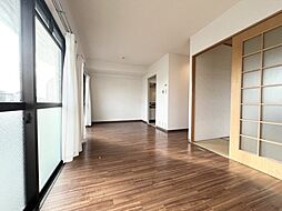 サンシャイン江坂 301 3階2LDKのリビング/ダイニング