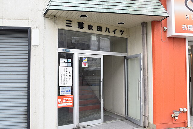 エントランス