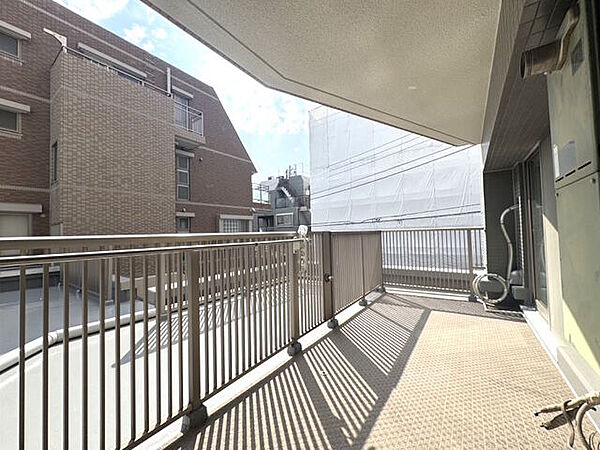 バルコニーを拡大表示