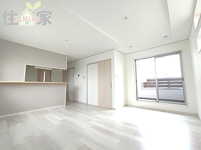 外観:LDKは約16帖ございます。 外観:LDKは約16帖ございます。