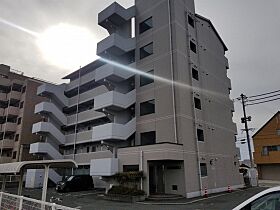 岡山県岡山市南区新福1丁目（賃貸マンション1K・4階・31.94㎡） その1