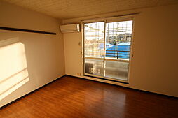 ノース・アヴァロン 1階1Kのリビング/ダイニング