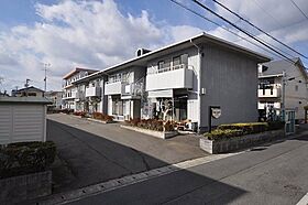 ドミ・アゼリア　B  ｜ 岡山県岡山市中区浜1丁目（賃貸アパート2LDK・1階・48.02㎡） その1