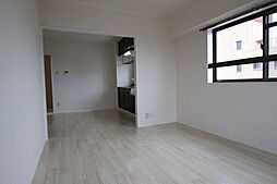 グランデュール東古松 6階2LDKのリビング/ダイニング