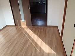 フォブール下中野 2階2DKのリビング/ダイニング