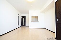 レオネクストＮＩＷＡＳＥ 1階ワンルームのリビング/ダイニング