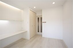 AMISTA幸町 3階1Kのリビング/ダイニング