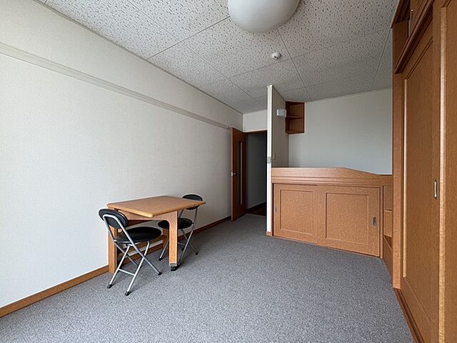 室内