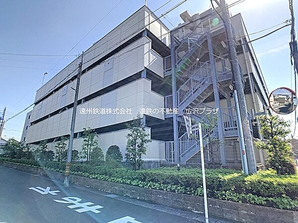 プレミスト佐藤