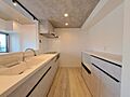 開放感のあるキ...