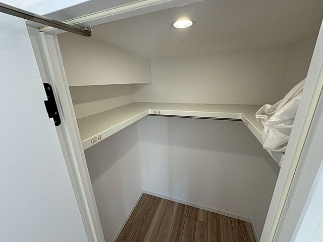 収納 三田ハイデンス 4階/-