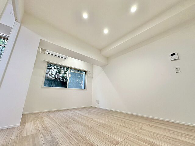 リビング/ダイニング パイロットハウス北新宿 1階/-