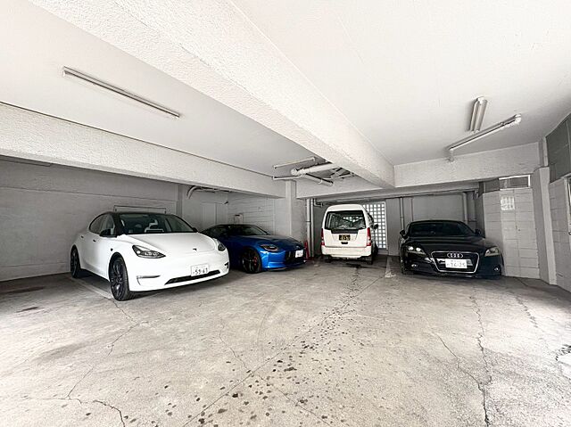 駐車場 目黒小山マンション 5階/-