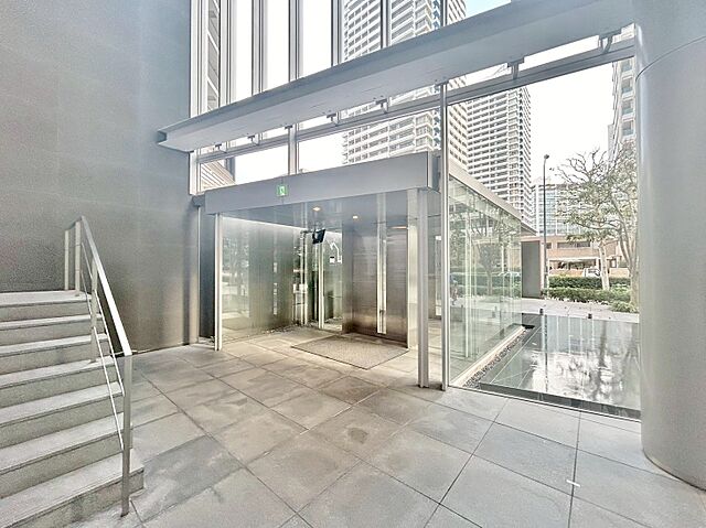 その他 ブリリアグランデみなとみらいオーシャンフロントタワー 12階/-