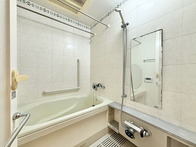 浴室 ファミールグラン西麻布パークアヴェニュー 8階/-