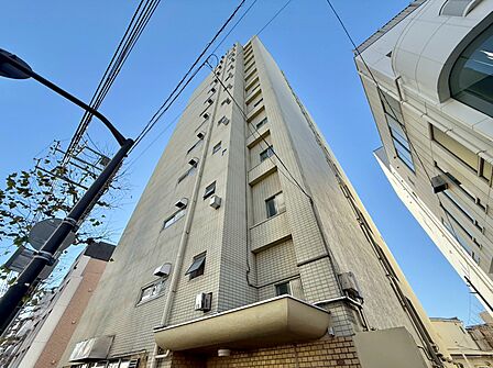 忙しく過ぎゆく日常を置き去るほど、ゆったりした時間が流れる住環境。