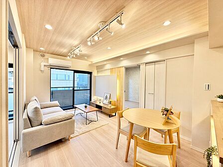 通風・採光に優れ、心地よい光と風が溢れています。
