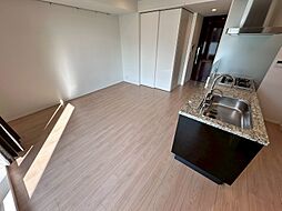 伸びやかな空間のなかで、ゆったりとしたひとときを過ごせます。