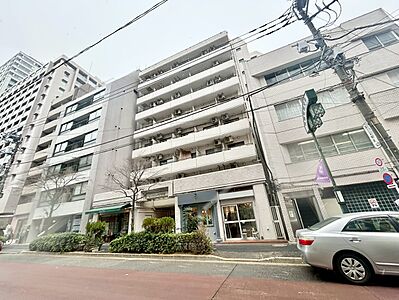 外観：飽きのこないシンプルモダンな外観です。