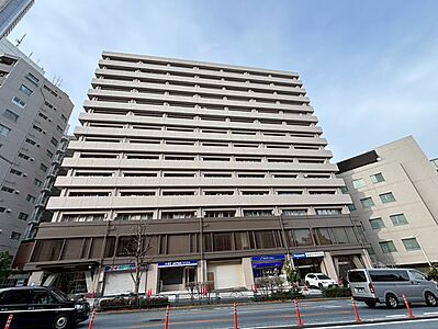 外観:飽きのこないシンプルモダンな外観です。 外観:飽きのこないシンプルモダンな外観です。