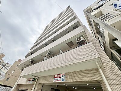 外観：飽きのこないシンプルモダンな外観です。