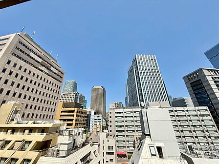 眺望や窓からの景色が良いと、家で過ごす時間も快適です。