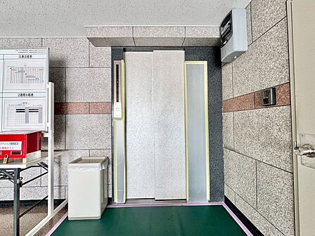 エレベーター完備のため荷物が多くなっても安心。